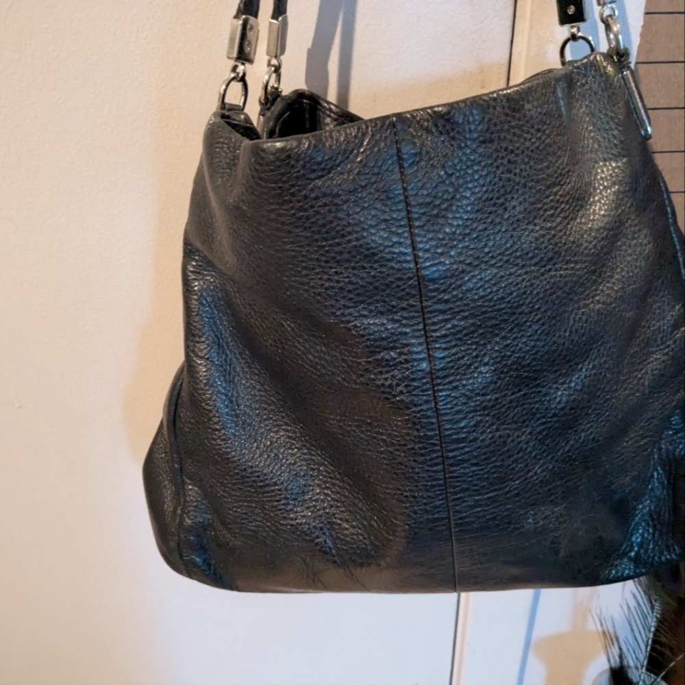 Coach Elegant Leather Women's Bag